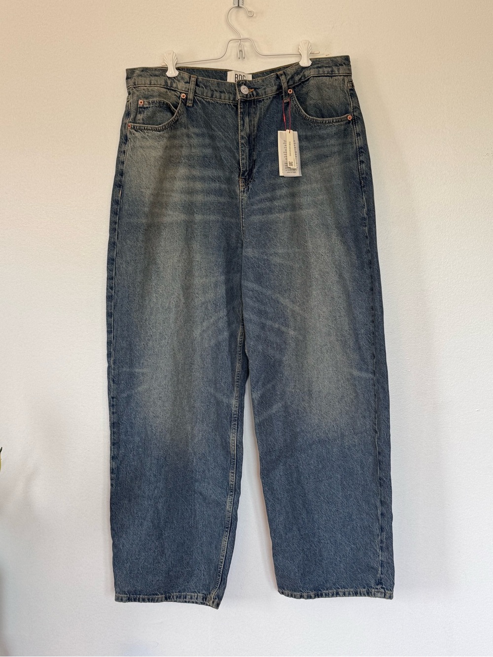 NWT BDG Mens Jack Relaxed Wide Fit Blue Jeans Sz 36w 32L